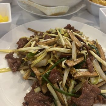 Beijing Restaurant - F14. Yellow Chives and Bean Curd with Beef - Korean Near Me - Santa Clara, California