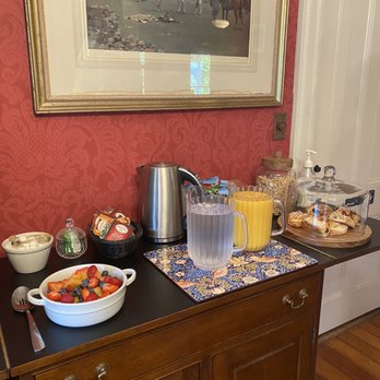 Letchworth Farm - Breakfast bar - Bed & Breakfast Near Me - Nunda, New York