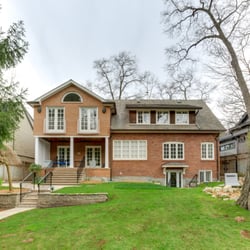 Mary Pinelli - Royal LePage Signature Realty - Luxury home on a 90 foot lot at the edge of High Park!