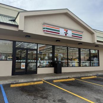 7-Eleven Hawaii - Convenience Stores Near Me - Honolulu, Hawaii 7-Eleven Hawaii - Convenience Stores Near Me - Honolulu, Hawaii