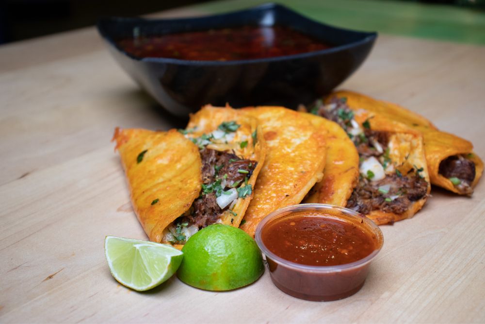 Los Tacos