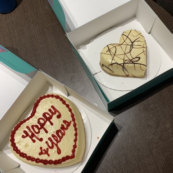 Hank's Cheesecakes - Bakeries Near Me - Saint Louis, Missouri Hank's Cheesecakes - Bakeries Near Me - Saint Louis, Missouri