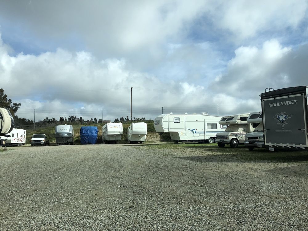 COUNTRY HILLS RV PARK 95 Photos & 15 Reviews RV Parks 14711