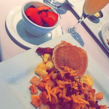 The Union Kitchen - New American Near Me - Kingwood, Texas