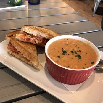Garbo’s - Lobster Grilled Cheese & Tomato Soup - Seafood Near Me - Austin, Texas Garbo’s - Lobster Grilled Cheese & Tomato Soup - Seafood Near Me - Austin, Texas