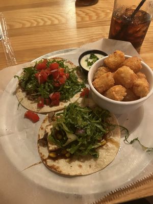 Taqueria Tsunami by null
