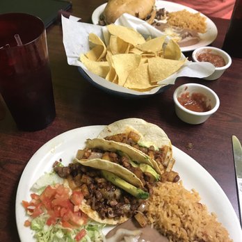 Los Braceros Mexican Restaurant - El pastor tacos and fajita torta - Mexican Near Me - Amarillo, Texas Los Braceros Mexican Restaurant - El pastor tacos and fajita torta - Mexican Near Me - Amarillo, Texas