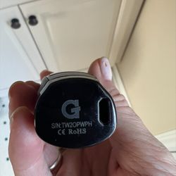 Double Header Smoke Shop - This is how the G pens which are authentic would look.