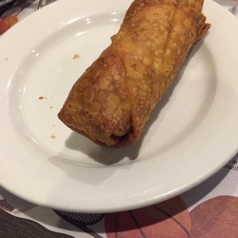 Wing's Restaurant - Crispy egg roll - Chinese Near Me - Columbus, Ohio