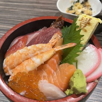 Sushi Tomi - Sushi Bars Near Me - Mountain View, California