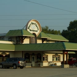 Fort Davidson Hotel - Exterior of Fort Davidson Cafe