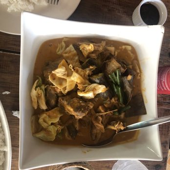Santino's Grill - Beef Kare Kare - Barbeque Near Me - Coron, PLW Santino's Grill - Beef Kare Kare - Barbeque Near Me - Coron, PLW