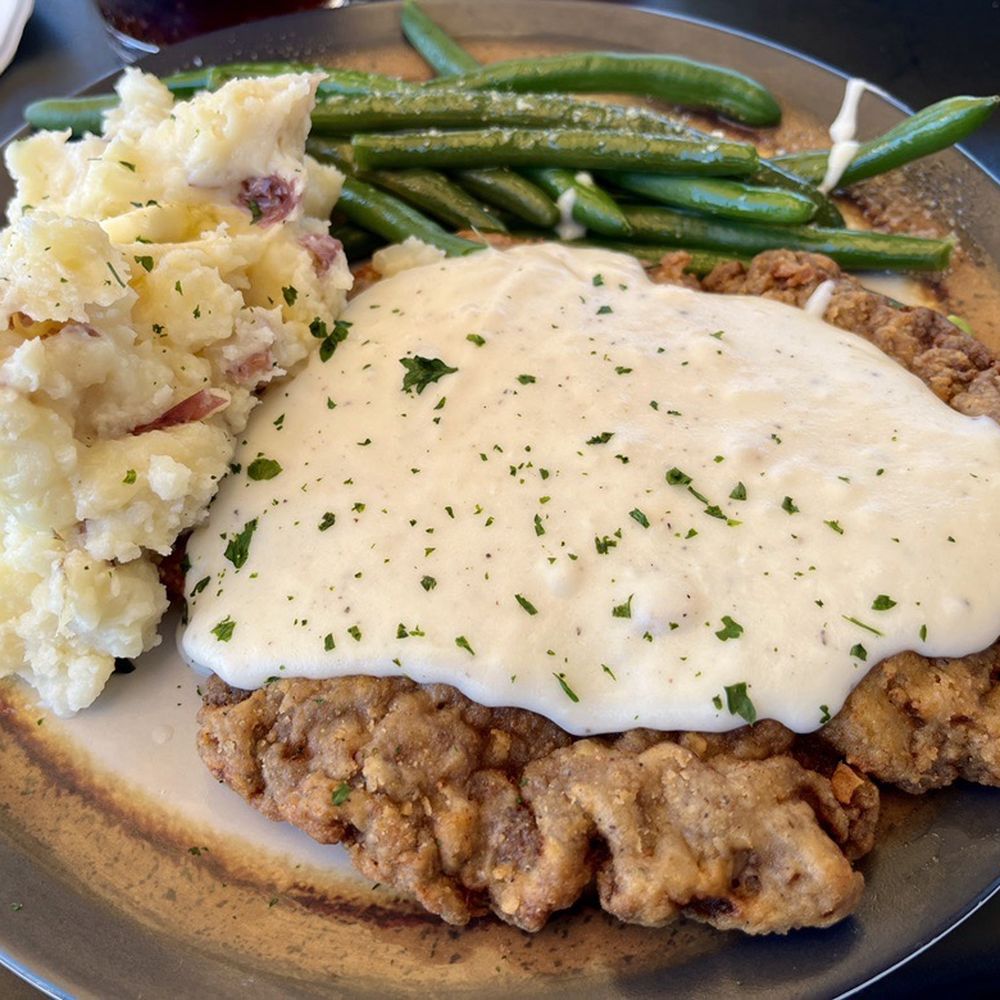 Edom Log Cabin - Chicken fried steak ~ YUM - Comfort Food Near Me - Edom, Texas