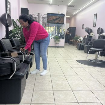 Serenity Dominican Salon - Hair Salons Near Me - Snellville, Georgia Serenity Dominican Salon - Hair Salons Near Me - Snellville, Georgia