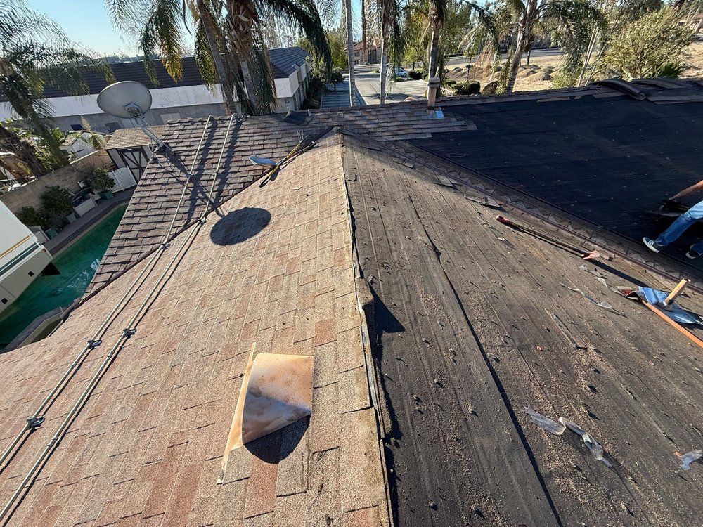 Slide of Atom Builders