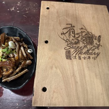 Sweet Memory - Beautifully made wood-carved menu - Desserts Near Me - Richmond, British Columbia