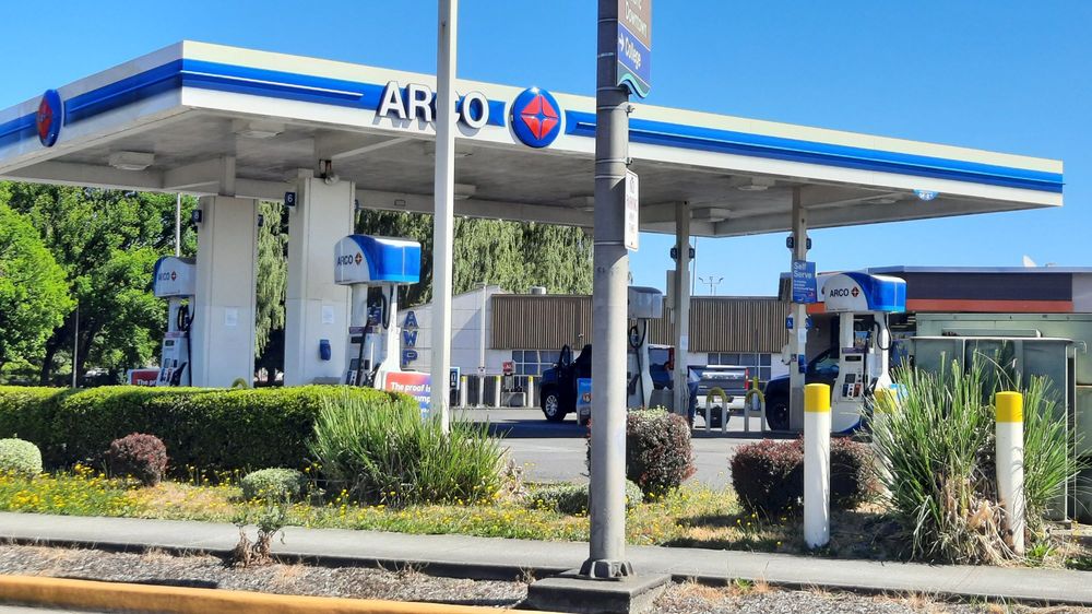 AMPM 710 15th Ave, Longview, Washington Gas Stations Phone Number