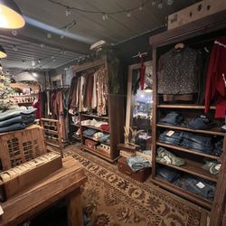Four Fillies Mercantile - Shop