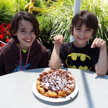 Six Flags Discovery Kingdom - Funnel cake was amazing! - Amusement Parks Near Me - Vallejo, California Six Flags Discovery Kingdom - Funnel cake was amazing! - Amusement Parks Near Me - Vallejo, California