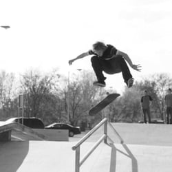OUTLAW BOARDS - Team rider Jordan Nagel