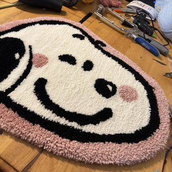 Knotty by Nature Craft Studio - Finished result! My first tufted rug, and I love it - Art Classes Near Me