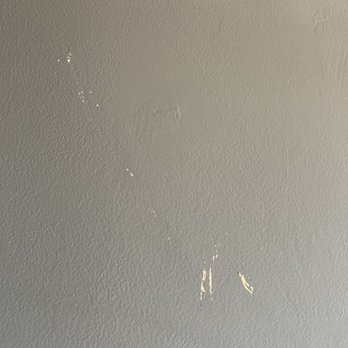 Ursa Moving - Wall damage - Movers Near Me - Los Angeles, California