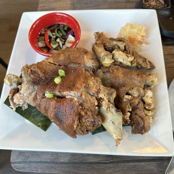 Qsina 8 - Crispy pata - Noodles Near Me - Union, New Jersey