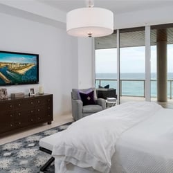 Douglas Elliman Real Estate - Boca Raton