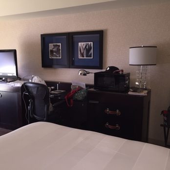 Renaissance Phoenix Downtown Hotel - Hotels Near Me - Phoenix, Arizona