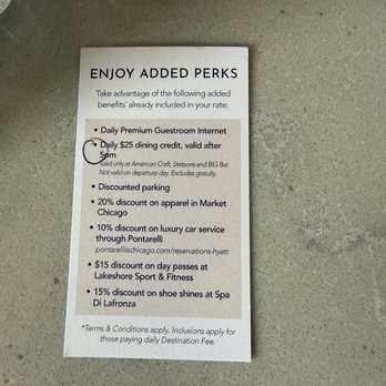 Hyatt Regency Chicago - Daily dining credit - Hotels Near Me - Chicago, Illinois