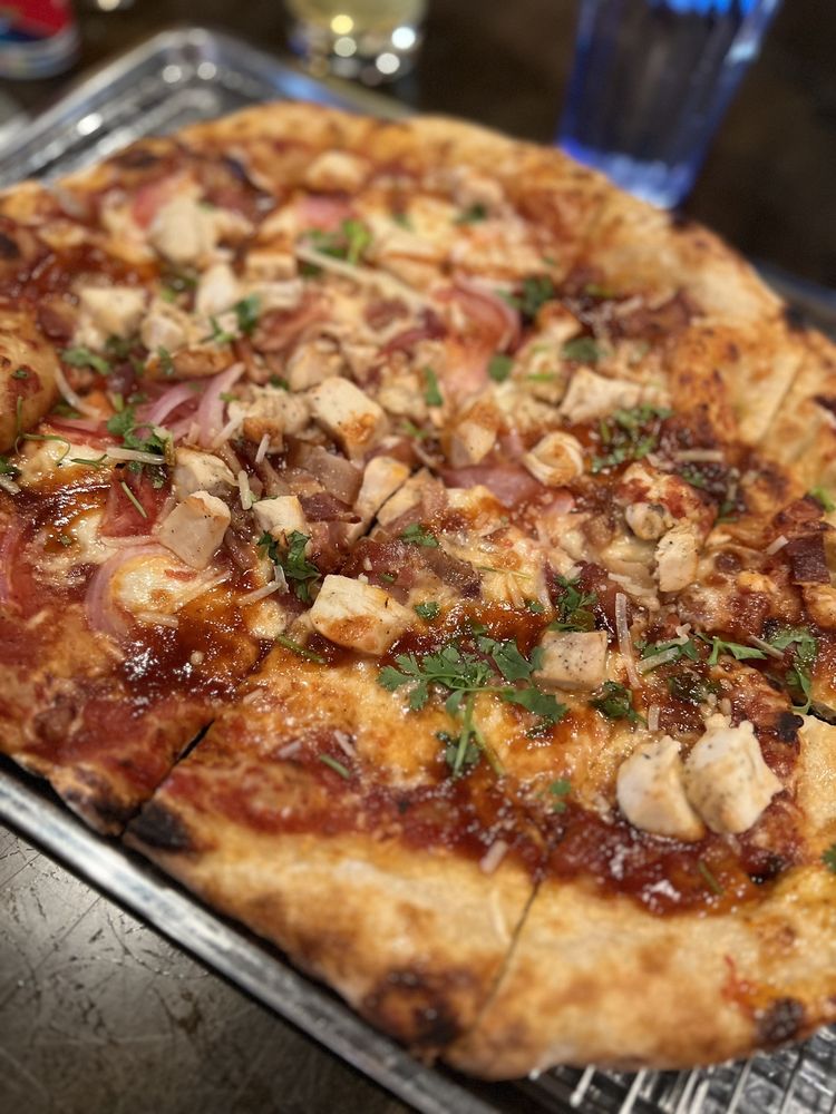 Resonate Brewery + Pizzeria