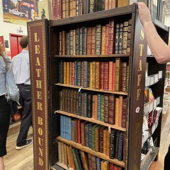 Strand Bookstore - Bookstores Near Me - New York, New York