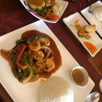 River Thai - Thai Near Me - New York, New York