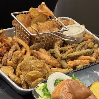Twisted Root Burger - The sampler platter of appetizers was just sitting on the corner for over 30 minutes. The two girls had no idea who it belonged to - Burgers Near Me - Waco, Texas