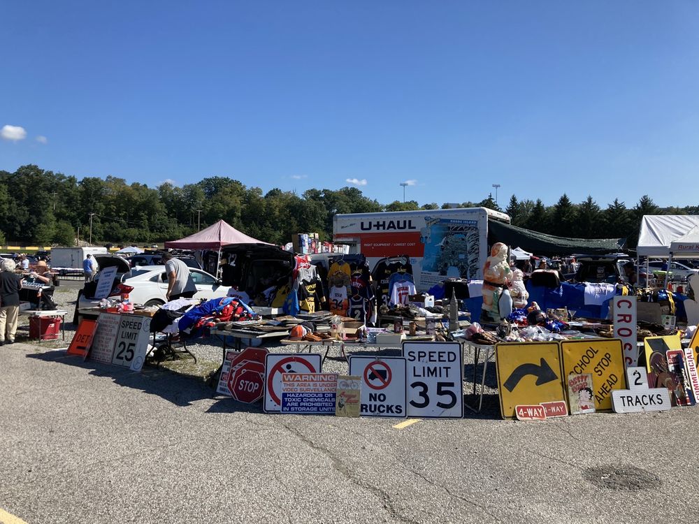 TRADER JACK’S FLEA MARKET 20 Photos & 36 Reviews 999 Steen Rd