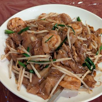 Coco Asian Cuisine Restaurant - Kuay teow with shrimp - Malaysian Near Me - Edison, New Jersey Coco Asian Cuisine Restaurant - Kuay teow with shrimp - Malaysian Near Me - Edison, New Jersey