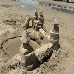Sandy Feet Sand Castle Services