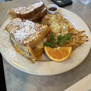 Peg's Glorified Ham N Eggs - Mom - Breakfast & Brunch Near Me - Reno, Nevada Peg's Glorified Ham N Eggs - Mom - Breakfast & Brunch Near Me - Reno, Nevada