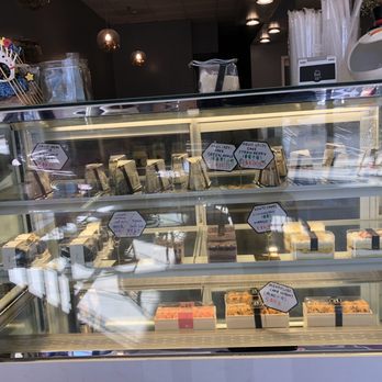 Moo Tea - Dessert Display - Patisserie/Cake Shop Near Me - Duluth, Georgia