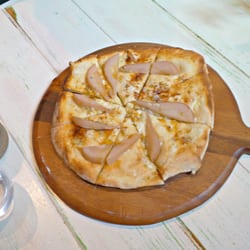 Lost in a Forest - Fig & Cheese Dessert Pizza