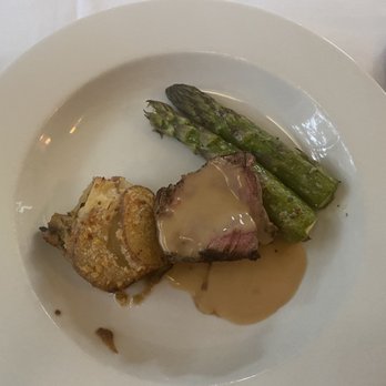 Elizabeth On 37th - Beef tenderloin - New American Near Me - Savannah, Georgia