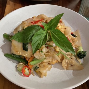 Mitr Thai - Pad Kea Mao. - Thai Near Me - New York, New York Mitr Thai - Pad Kea Mao. - Thai Near Me - New York, New York