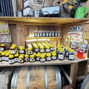 Dixon Fruit Market - Fruits & Veggies Near Me - Dixon, California