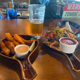Fried calamari & Pulled pork nachos