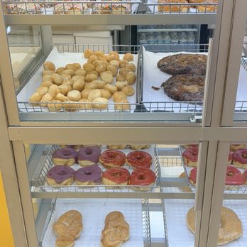 D&D’s Place - Donuts Near Me - La Grange, Illinois D&D’s Place - Donuts Near Me - La Grange, Illinois