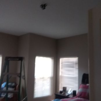 Bulldog Electric - Ceiling fan installation before shot. - Electricians Near Me Bulldog Electric - Ceiling fan installation before shot. - Electricians Near Me