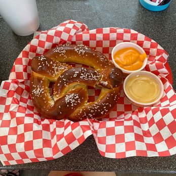 Patches Pub - Burgers Near Me - Panama City, Florida