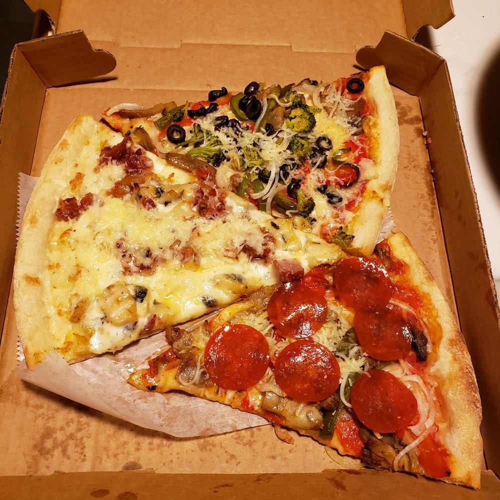 FRANK’S PIZZA & RESTAURANT Updated September 2024 22 Photos & 46