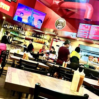 La Granja - salsa música and fast service - Peruvian Near Me - Miami, Florida