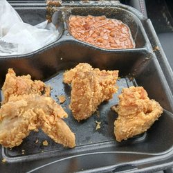 Lee's Famous Recipe Chicken
